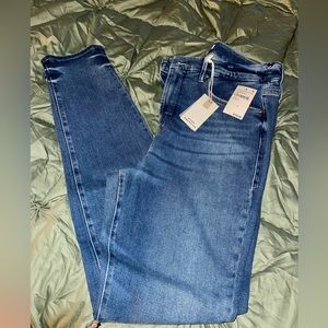 NWT  Good American Good Legs Jesns. Size 18.